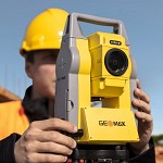 Acquista online Zoom45 Stazione Manuale GeoMax GEOMAX
