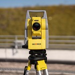 Acquista online Zoom45 Stazione Manuale GeoMax GEOMAX
